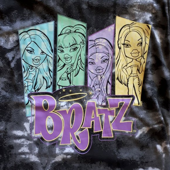 *NEW* BRATZ Retro Dolls Group Long Sleeved Women's Grey Shirt Size Small NWT - Picture 3 of 4